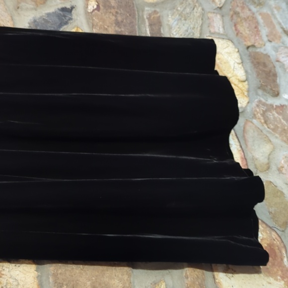 Evan Picone Vintage Black Velvet Full Midi Skirt - Picture 3 of 11
